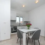 Appartement Pjer