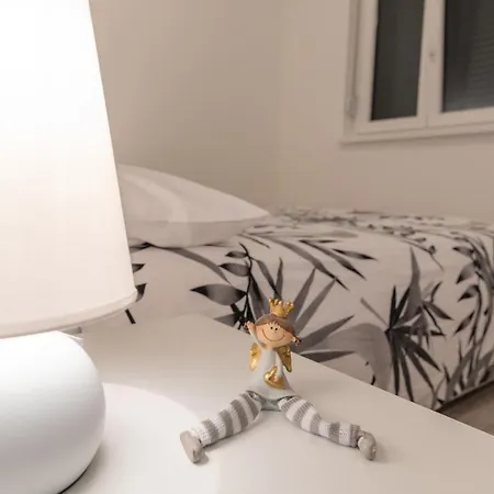 Pjer Lejlighed *